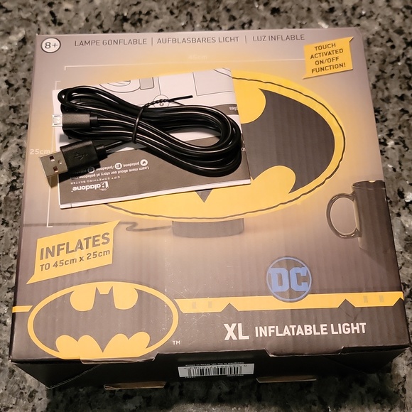 The Batman Inflatable Light - Picture 6 of 7
